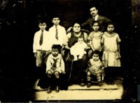 Hector Garcia with his parents and six of his siblings.